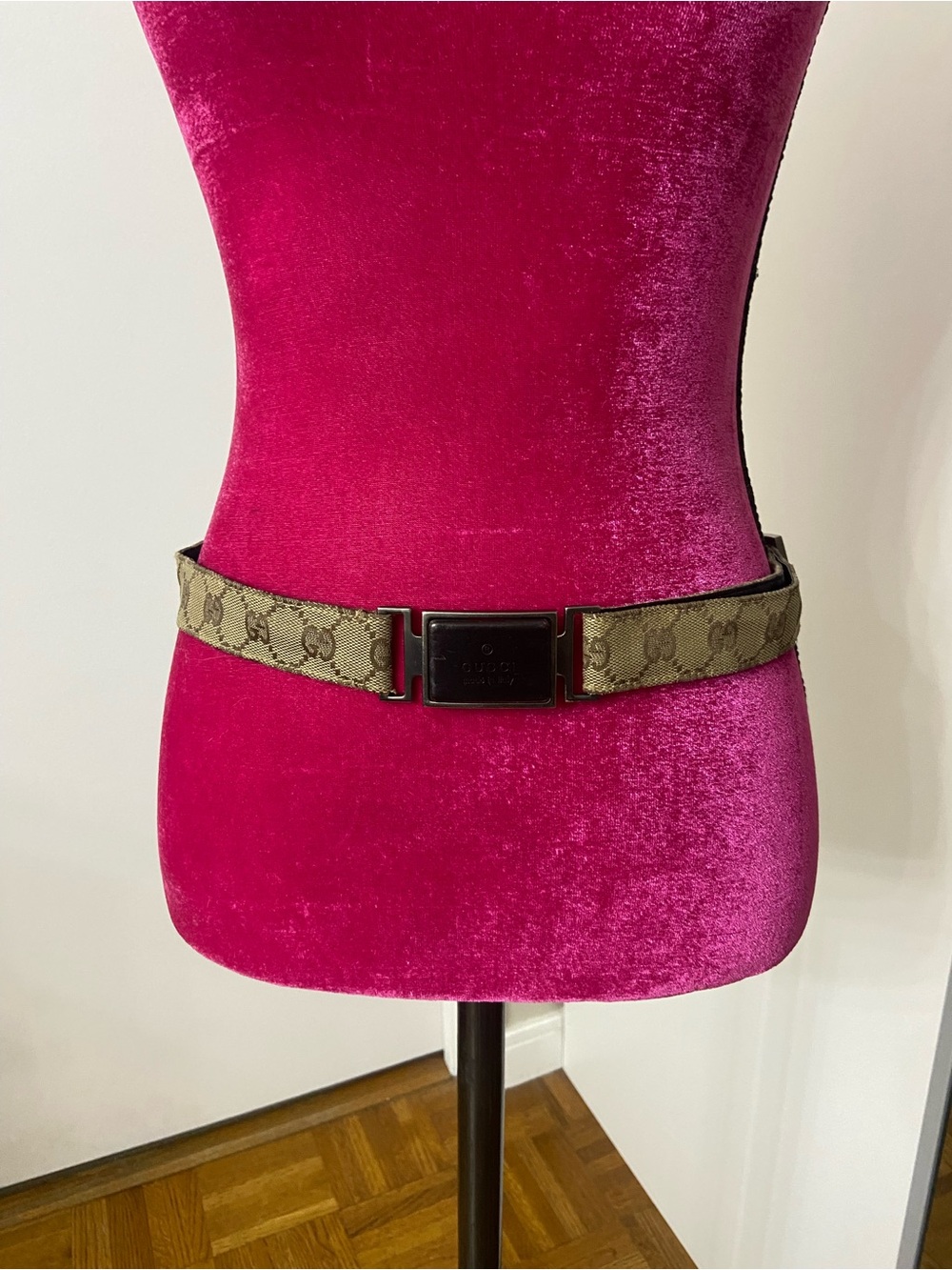 Vintage authentic gucci adjustable belt